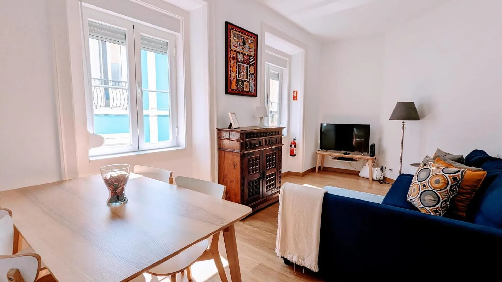 Estefania Apartment - Lisbon Center contacts